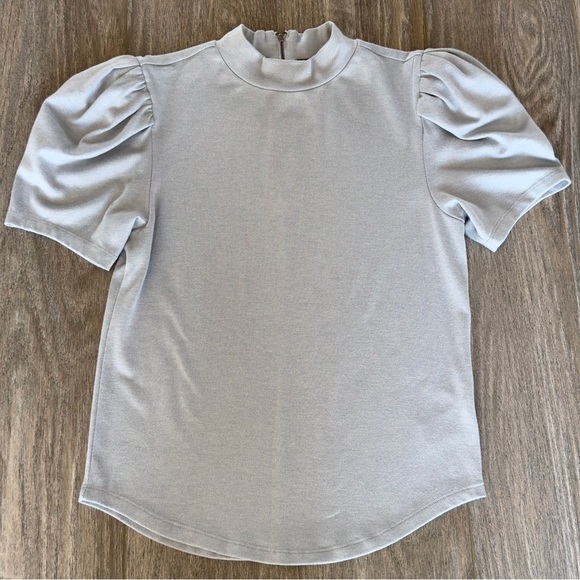 Free People Tops - FREE PEOPLE PUFFY SLEEVE MOCK NECK Gray ZIPPER BACK TOP Size Small